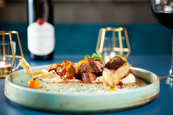 Création d'un menu dédié aux plats de racines et tubercules: conseils et techniques